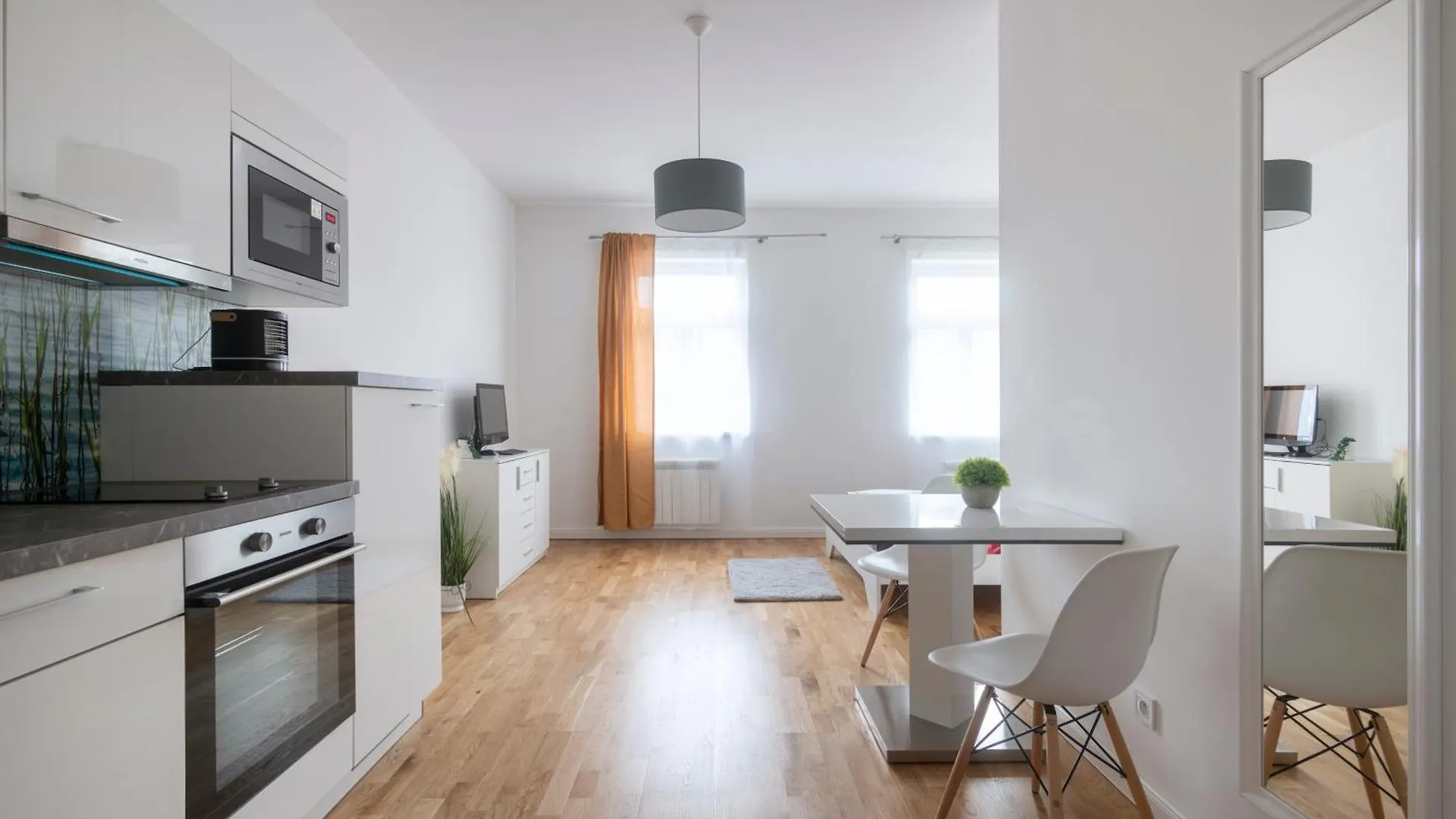 Apartment Štěpánská Praga