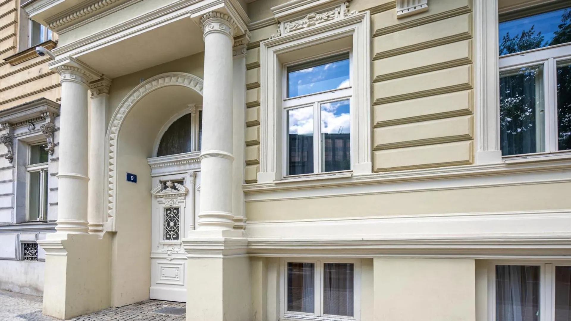 Apartment Štěpánská Praga
